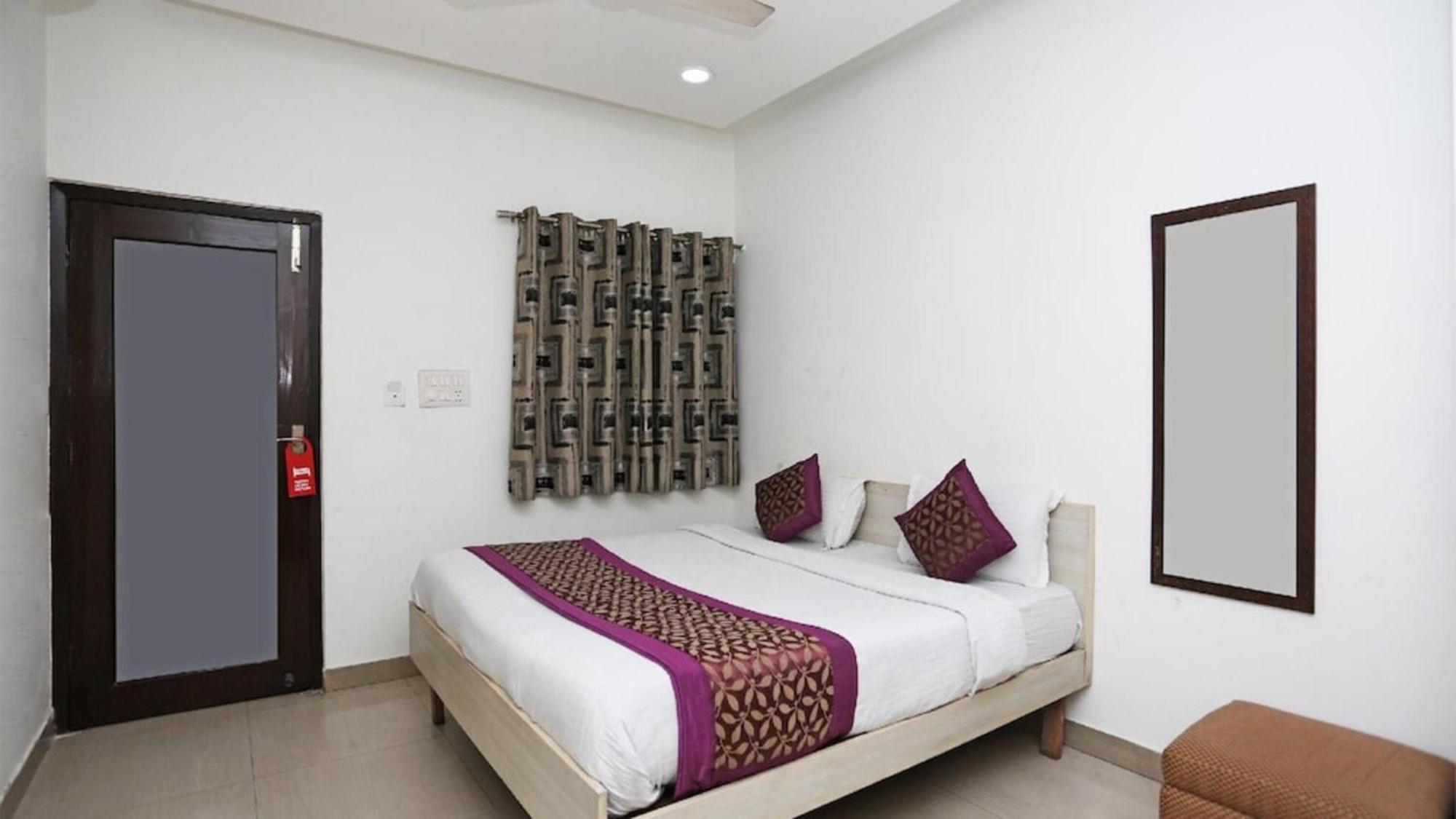 Deluxe Rooms In Jangpura 新德里 外观 照片